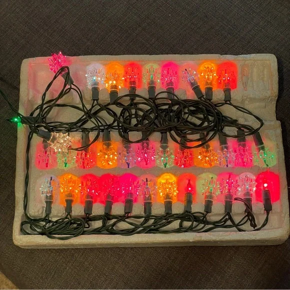 Vintage WORKING Crystal Star Christmas Lights Strand of 35 - Picture 3 of 4